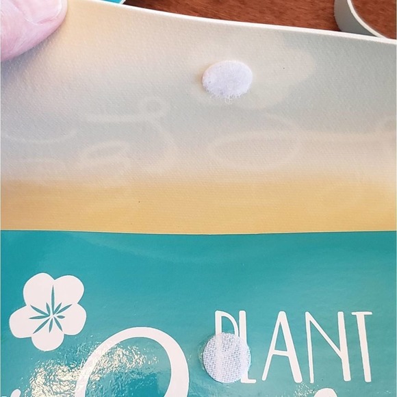 New handmade unique vinyl three piece matching set tote, shoulder bag, note pad - Picture 9 of 14